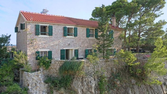 Image No.7-4 Bed Villa for sale