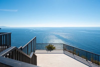 9-cliffside-villa-skocidjevojka