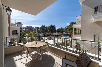 10-tivat-lustica-bay-studio-apartment-in-the-