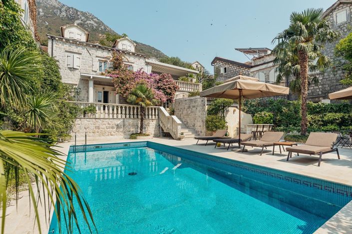 Image No.2-3 Bed Villa for sale