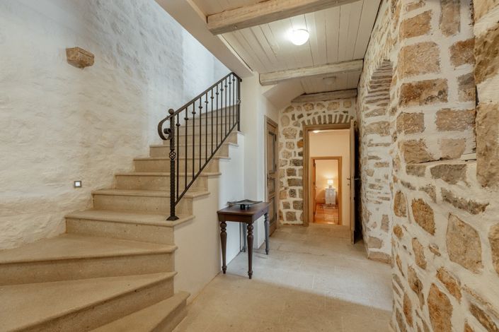 Image No.28-3 Bed Villa for sale