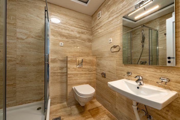 Image No.12-3 Bed Apartment for sale