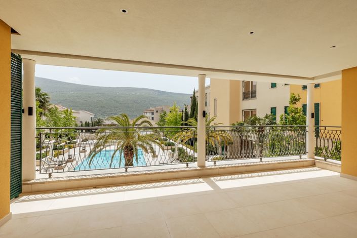 Image No.14-Appartement de 2 chambres à vendre à Herceg Novi