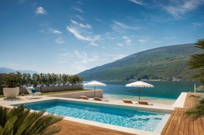 1-herceg-novi-portonovi-oneonly-exclusive-bra