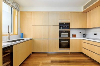 9-tivat-porto-montenegro-a-three-bedroom-pent