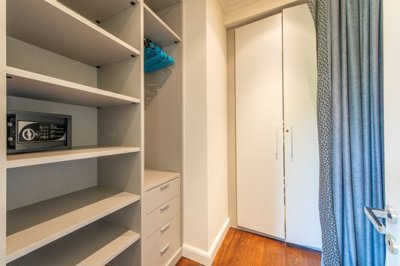 9-tivat-porto-montenegro-two-bedroom-apartmen