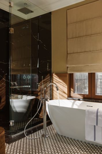 Image No.13-5 Bed Apartment for sale