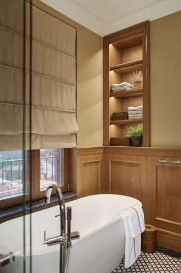 Image No.21-5 Bed Apartment for sale