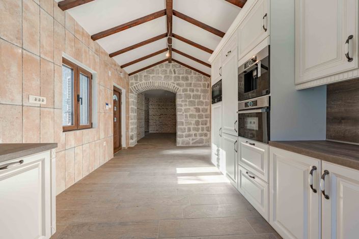 Image No.19-3 Bed House for sale