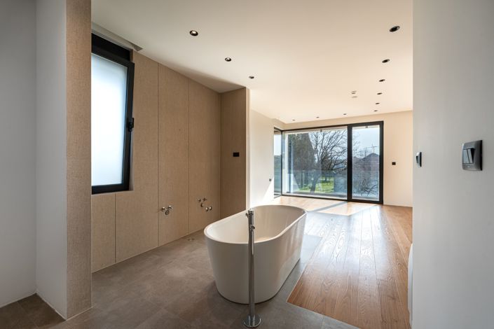 Image No.16-4 Bed Villa for sale