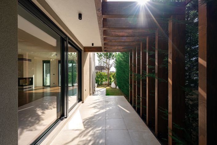 Image No.26-4 Bed Villa for sale