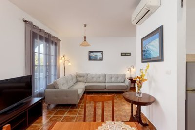 4-2bdr-luxury-apartment-kostanjica