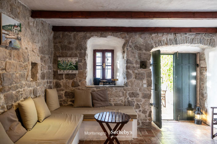 Image No.3-Maison de 2 chambres à vendre à Herceg Novi