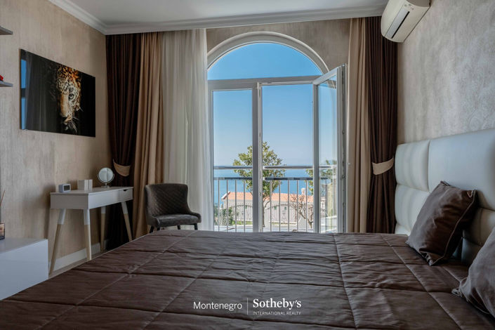 Image No.16-5 Bed Villa for sale