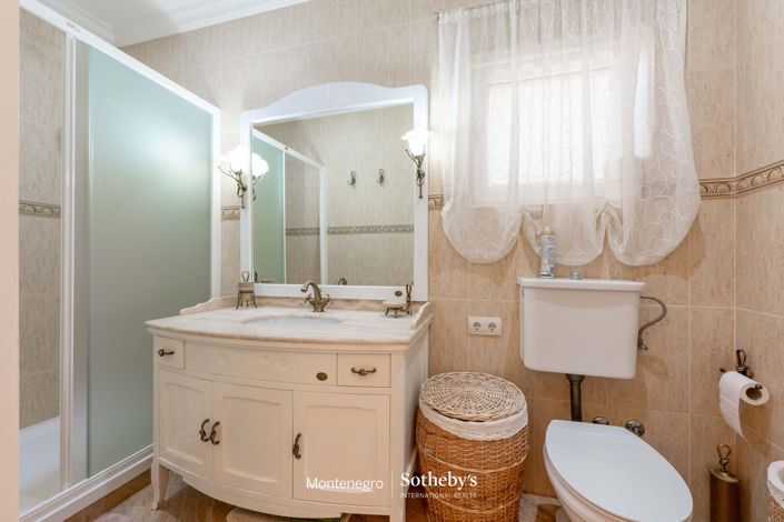 Image No.22-5 Bed Villa for sale