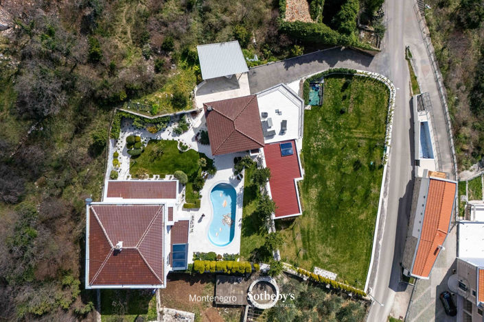 Image No.30-5 Bed Villa for sale