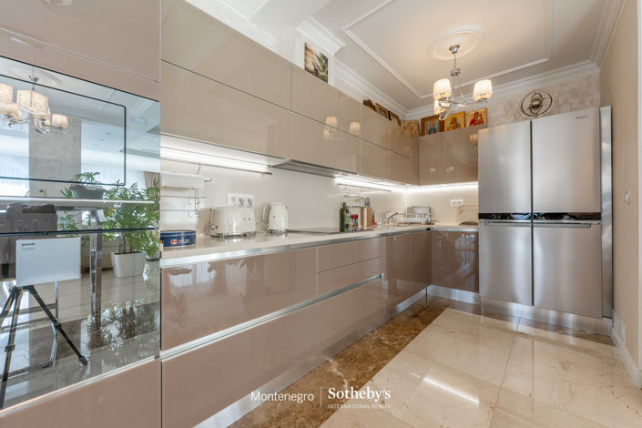 Image No.8-5 Bed Villa for sale