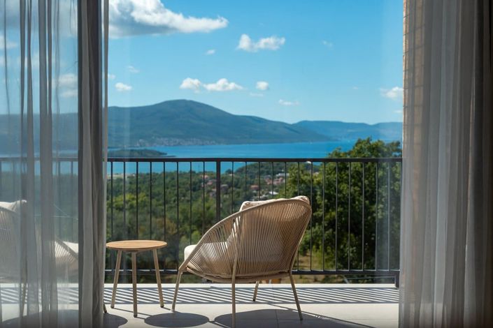 Image No.13-4 Bed House for sale