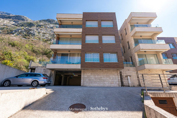 Image No.19-2 Bed Apartment for sale