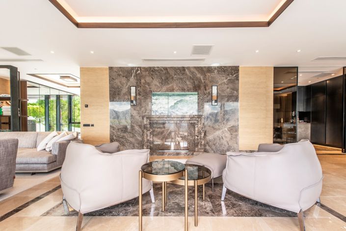 Image No.23-4 Bed Apartment for sale