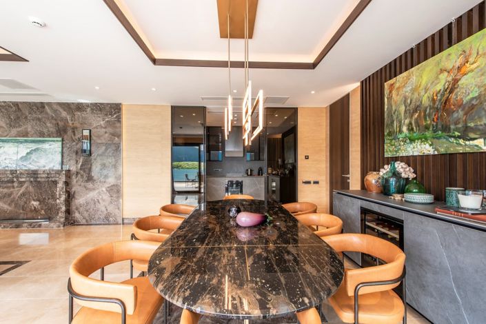 Image No.26-4 Bed Apartment for sale