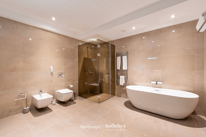 Image No.20-2 Bed Apartment for sale