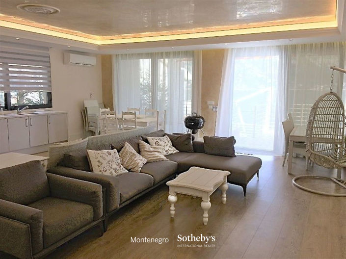 Image No.11-5 Bed Villa for sale