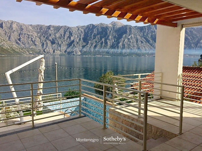 Image No.9-5 Bed Villa for sale