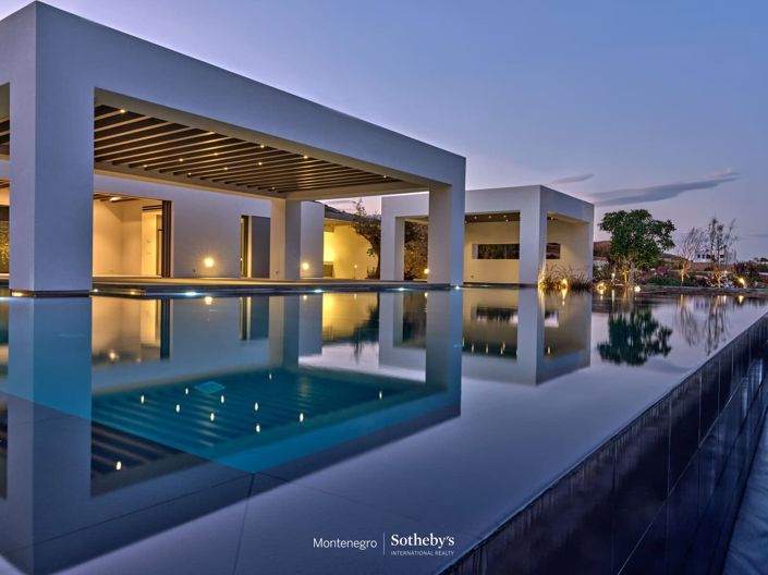 Image No.24-8 Bed Villa for sale