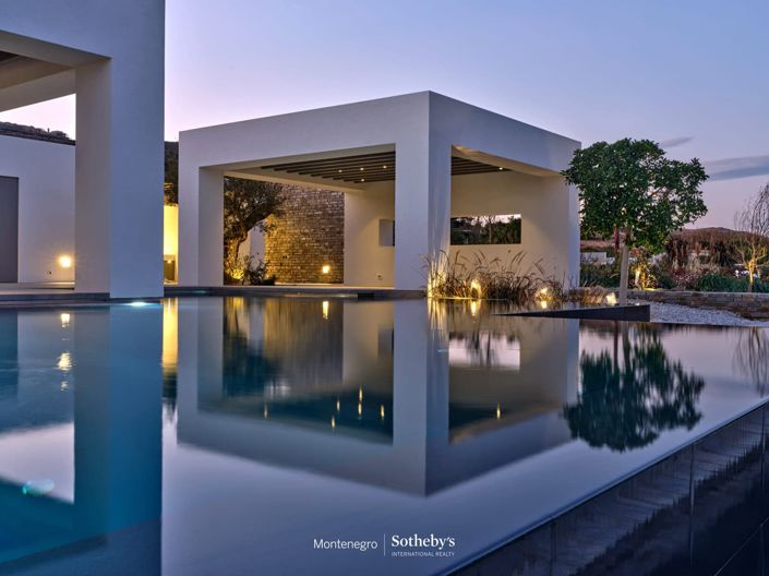 Image No.25-8 Bed Villa for sale