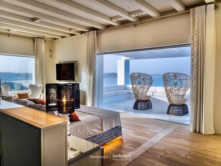Image No.15-6 Bed Villa for sale