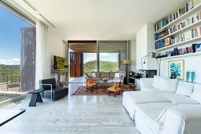 Image No.7-5 Bed Villa for sale