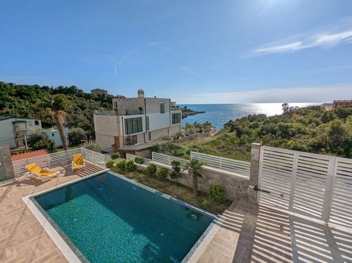 Image No.18-4 Bed Villa for sale