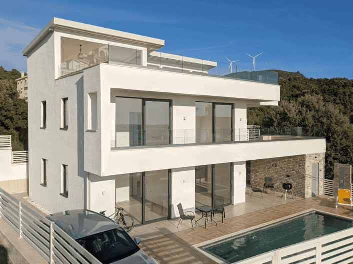 Image No.3-4 Bed Villa for sale