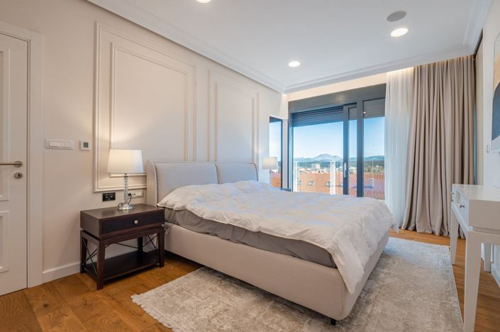 Image No.12-3 Bed Apartment for sale
