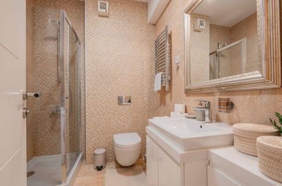 11-kotor-skaljari-two-bedroom-and-one-bedroom