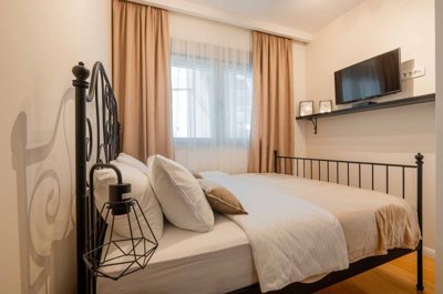 13-kotor-skaljari-two-bedroom-and-one-bedroom