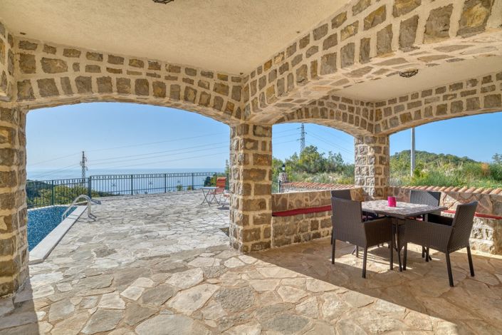 Image No.3-Villa de 6 chambres à vendre à Petrovac