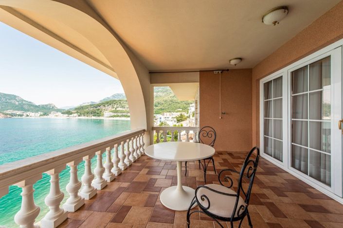 Image No.11-6 Bed Villa for sale
