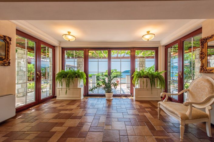 Image No.30-6 Bed Villa for sale