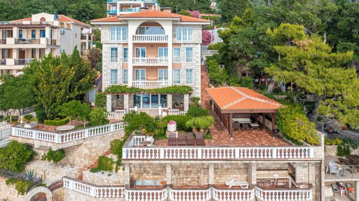 Image No.4-6 Bed Villa for sale