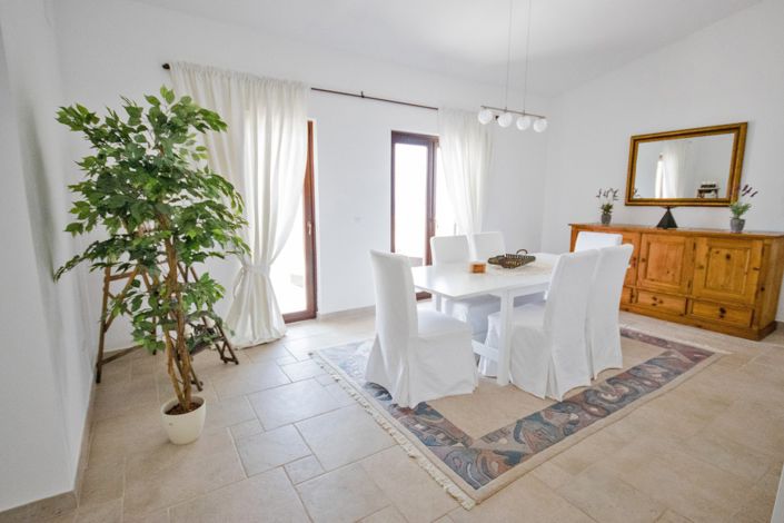 Image No.15-6 Bed Villa for sale