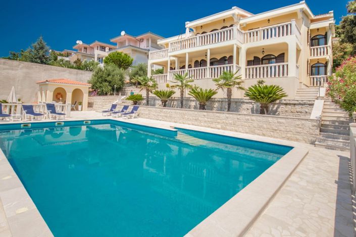 Image No.24-6 Bed Villa for sale