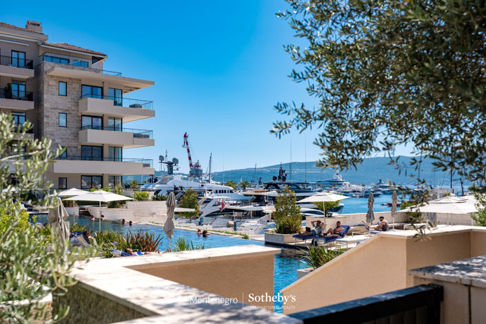 Image No.2-Appartement de 1 chambre à vendre à Tivat