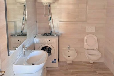 8a-one-bedroom-apartment-in-mediterranean-sty