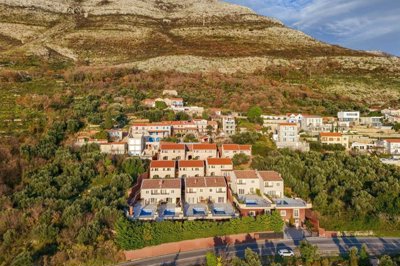12-one-bedroom-apartment-in-mediterranean-sty