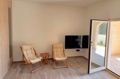6-one-bedroom-apartment-in-mediterranean-styl