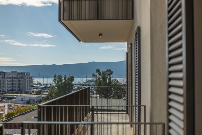 Image No.1-Appartement de 1 chambre à vendre à Tivat