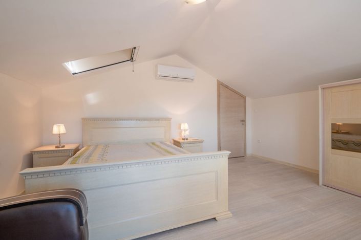 Image No.13-3 Bed Apartment for sale