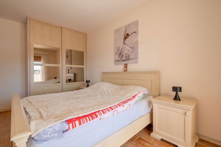 Image No.9-3 Bed Apartment for sale